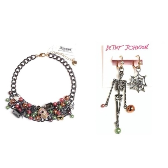 BETSEY JOHNSON SET Halloween 2023 Revival Charm Statement Necklace Earrings NWT - Picture 1 of 16